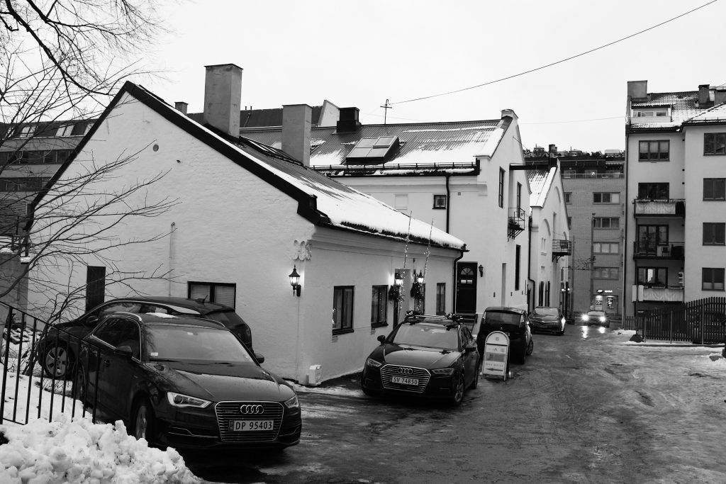 Snowy cars